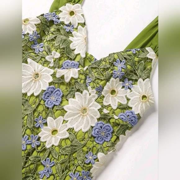 New Chic Embroidered Floral Lace Overlay Tie Strap Short Cami Dress Green White - Picture 9 of 12